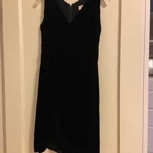 Velvet v-neck dress. Knee length. Size 6.